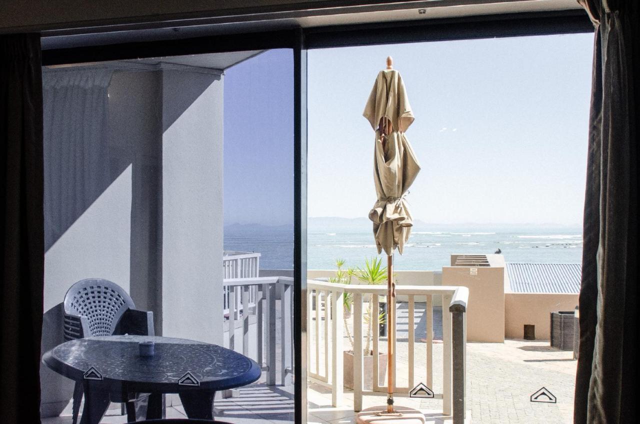 Pavilion Apartment
